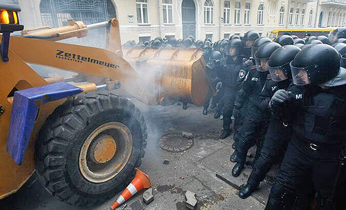 ����������