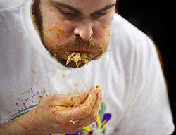 Навальный рассказал о закупке «Роснефтью» салфетниц по 32 тыс. рублей. В компании цены назвали «разумными»