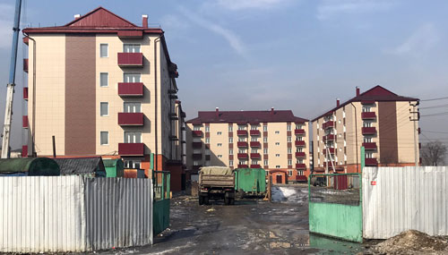 в микрорайоне «Спутник» строится несколько жилых домов