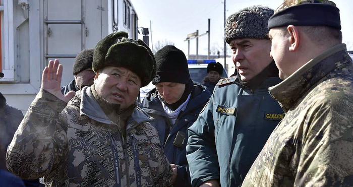 ������ � ��������: ����-�� ����, � ��� ����-�� � ����� �����������