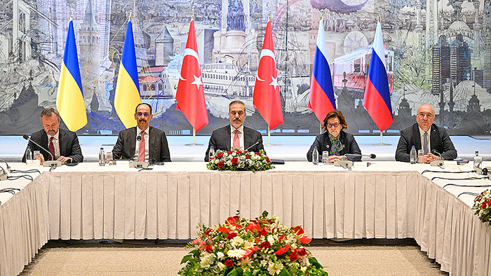 Переговоры в Стамбуле – гора родила мышь. Но надежда осталась