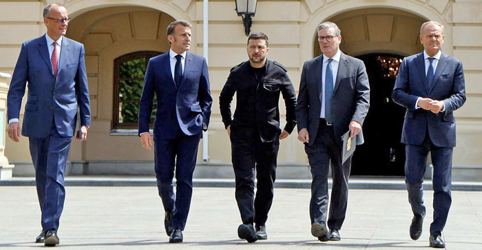 Трамп торопится принудить Украину к капитуляции